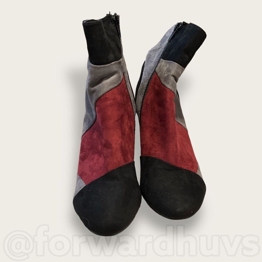 Diba Gray Burgundy and Black Heeled Side Zip Booties Marked Size 7.5 | 8